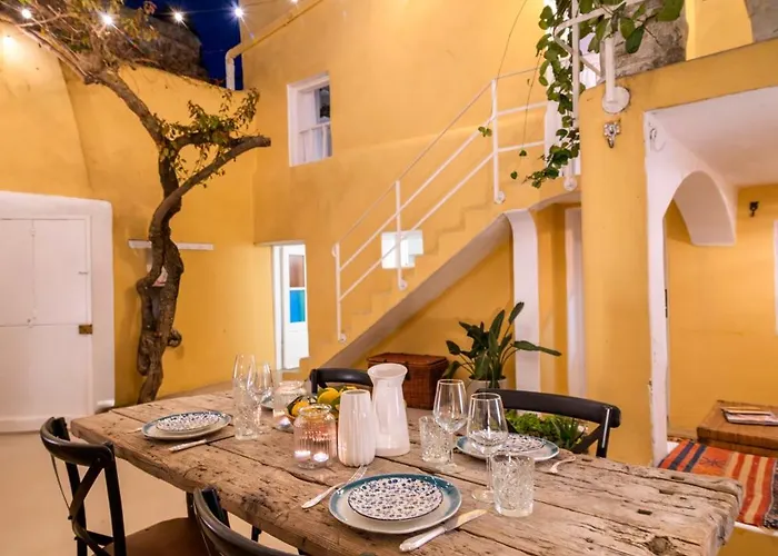 Layla Blu In The Medieval Town Casa vacanze *